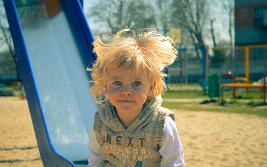 Comment inciter son enfant à jouer dehors ?